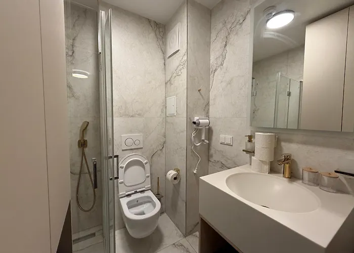 Luxury Design Klimt شقة *