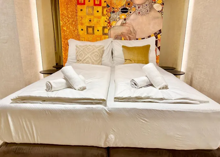 Luxury Design Klimt شقة فيينا